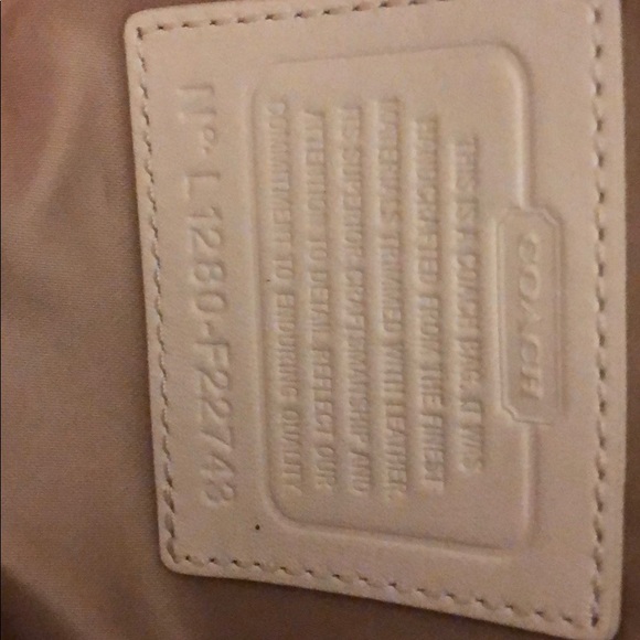 New Coach purse with wallet and longer strap - Picture 7 of 8